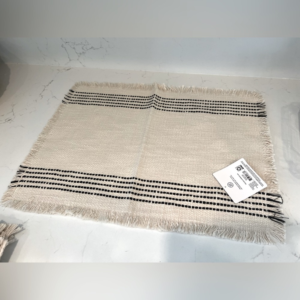 New Better Homes & Garden Placemats.